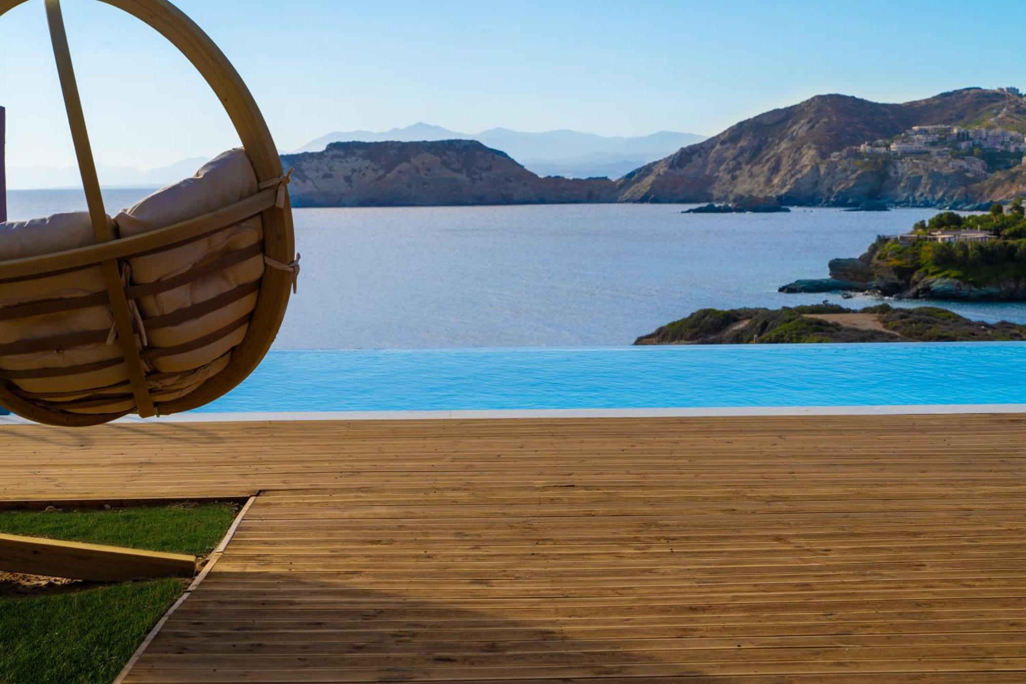 Vila Canvas By The Sea